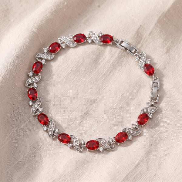 Aproce Giada Valrouge | Baltais zelts