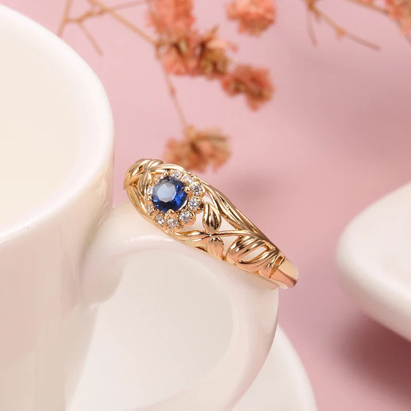 Burvīgs rozā zelta gredzens ar safīru
