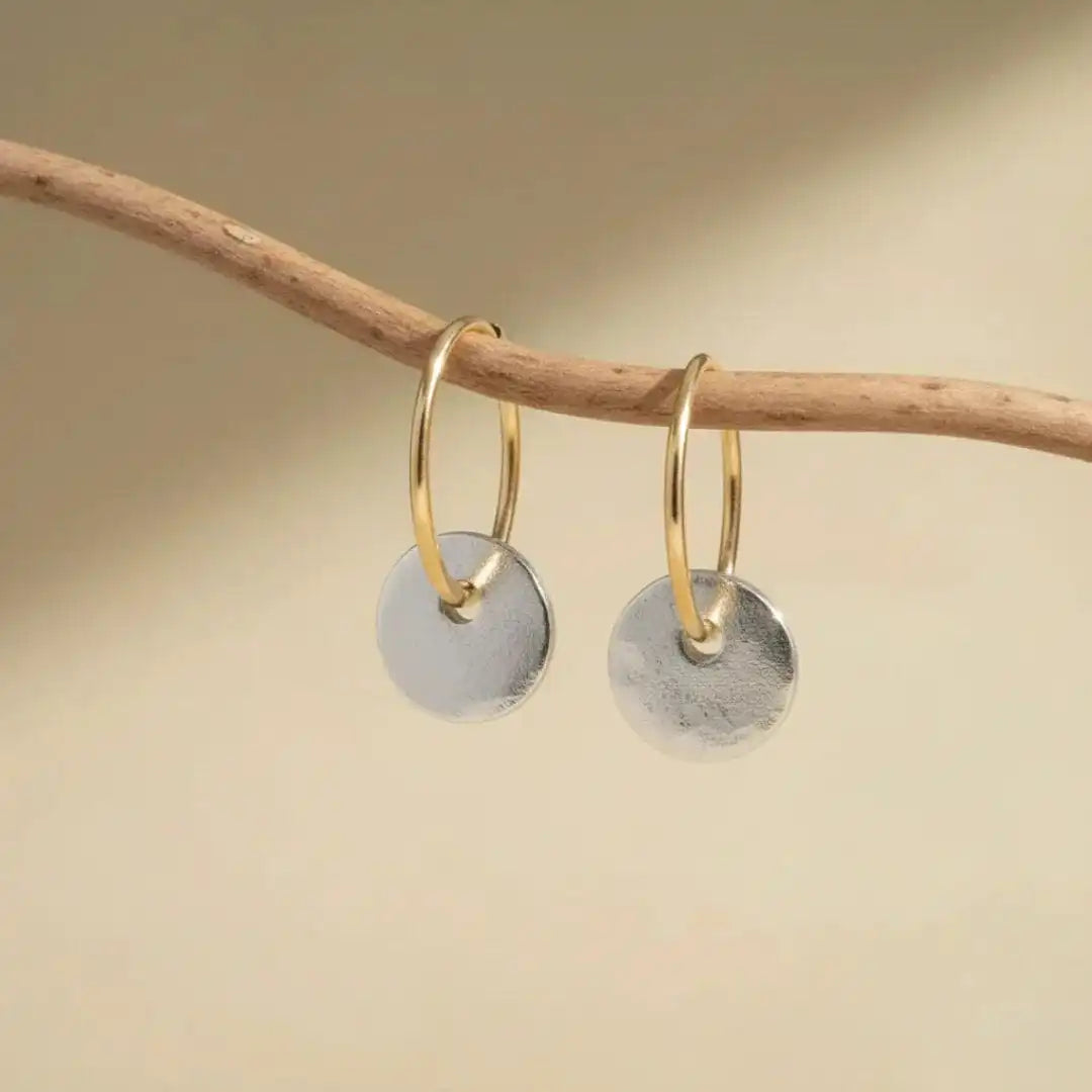 Eleganti roku darba riņķveida auskari