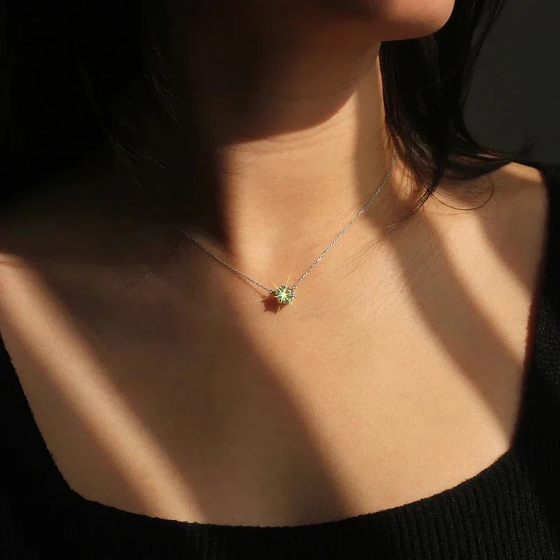 Eleganta soliter kaklarota ar kristālu