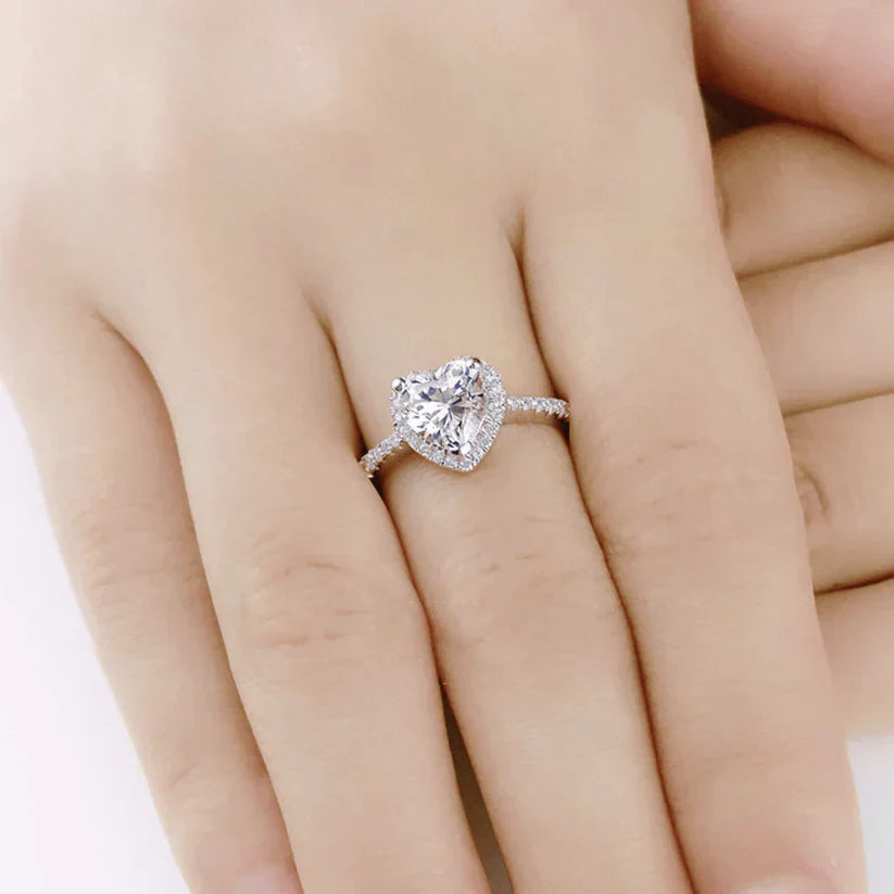 Gredzens Coralia Amouré | Baltais zelts