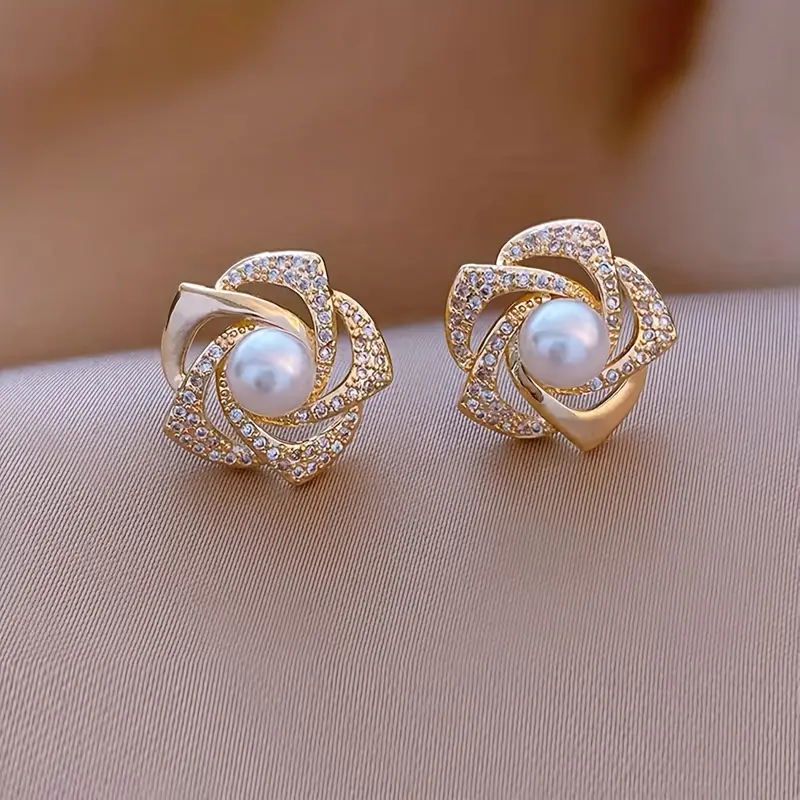 Eleganti spoži spirāles pērļu auskari