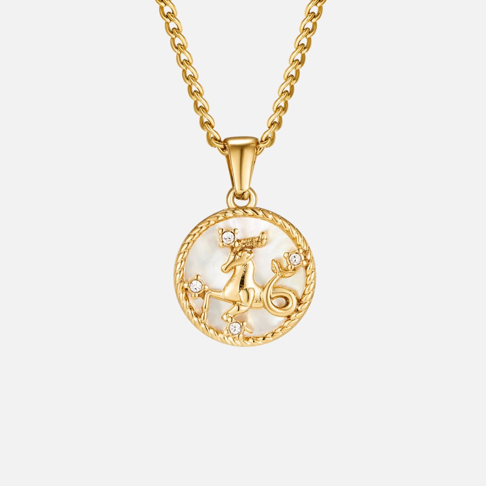 Kaklarota ar baltu gliemežvāku un zodiaka monētu „Regina“